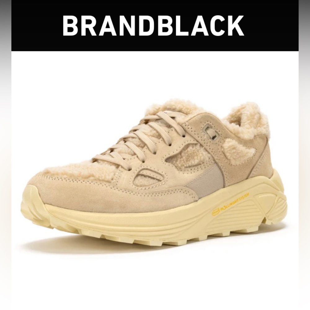 BRANDBLACK - Women’s Aura 130 Faux Shearling Sneaker Size 7.5